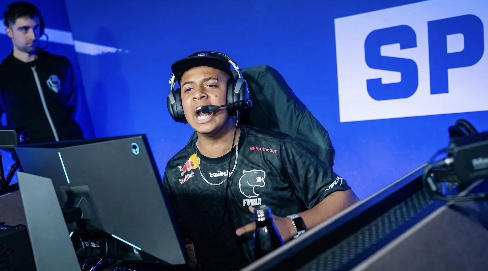 队冲击总冠 队冲击总冠