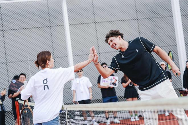 对这位球员 对这位球员