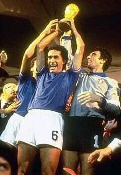 日本队的突 日本队的突