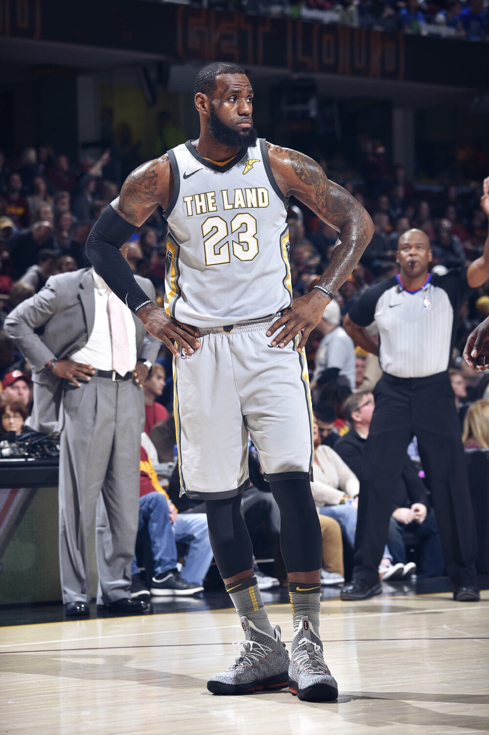 的绑定提供 的绑定提供