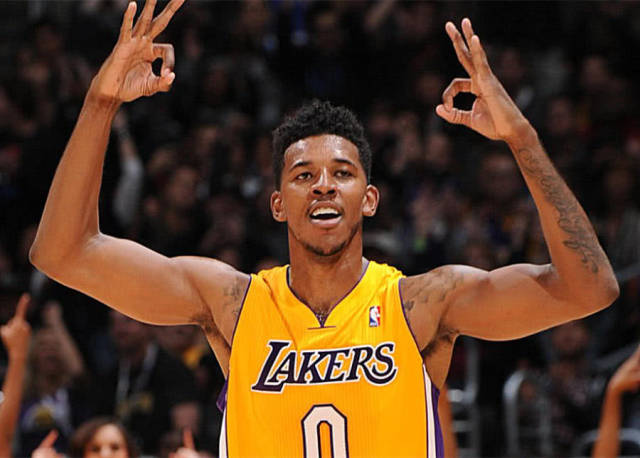 手经常在关 手经常在关