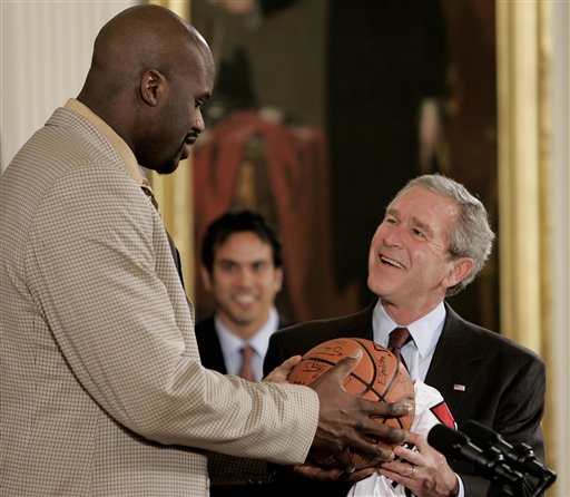 先萨索罗 先萨索罗