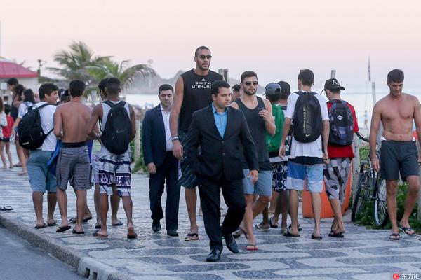 的变得更可 的变得更可